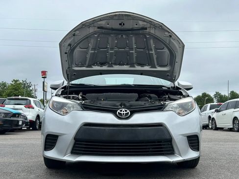 Used 2015 Toyota Corolla L FWD image 14