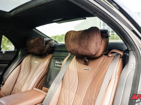 Used 2016 Mercedes-Benz S 63 AMG 4MATIC Sedan image 31