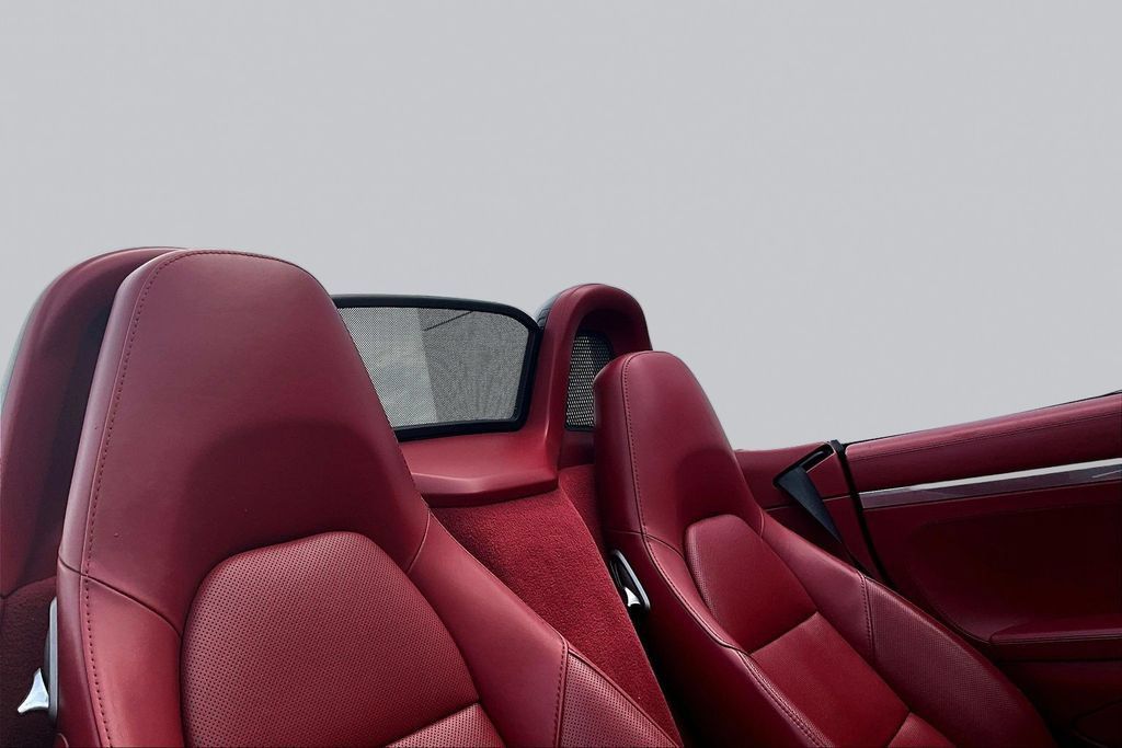 Used 2013 Porsche Boxster RWD image 27