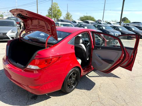 Used 2016 Hyundai Accent SE image 31