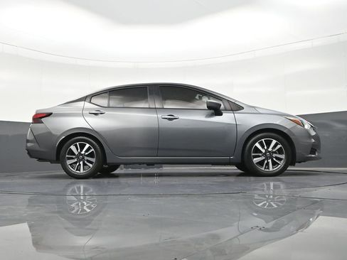 Used 2021 Nissan Versa SV FWD image 23
