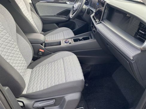 New 2025 Volkswagen Tiguan S image 8