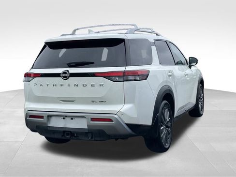 Certified 2024 Nissan Pathfinder SL w/ SL Premium Package AWD/4WD image 4