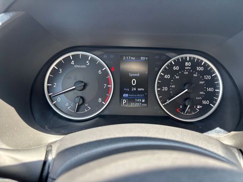 Used 2025 Nissan Sentra S FWD image 40