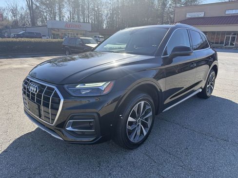 Used 2021 Audi Q5 2.0T Premium w/ Convenience Package image 3