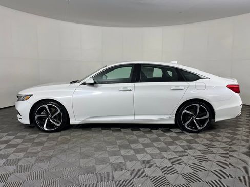 Used 2019 Honda Accord Sport image 9