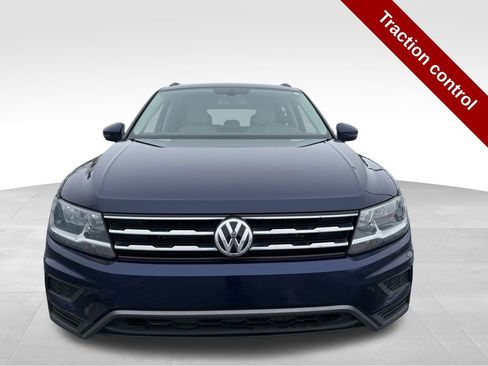 Used 2021 Volkswagen Tiguan SE image 9