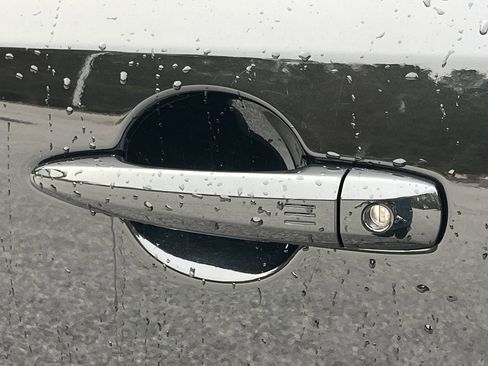 Certified 2023 Nissan Ariya AWD image 34