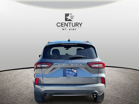 Certified 2024 Ford Escape ST-Line w/ Equipment Group 301A image 3