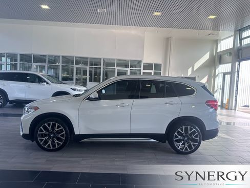 Used 2020 BMW X1 sDrive28i w/ Convenience Package FWD image 11
