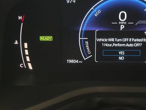 Used 2025 Toyota Camry SE w/ Convenience Package FWD image 2