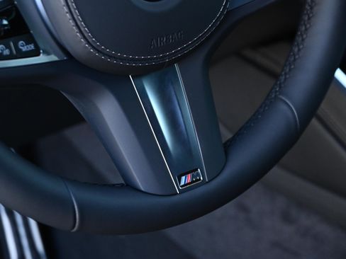 New 2026 BMW X6 xDrive40i w/ Climate Comfort Package image 19