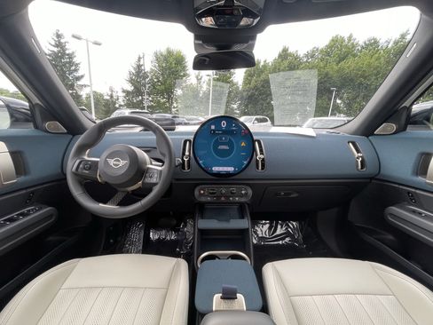 Used 2025 MINI Cooper Countryman S w/ Comfort Package Max AWD/4WD image 18