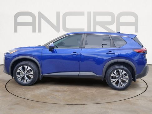 Used 2022 Nissan Rogue SV image 11