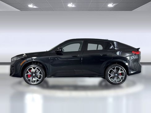 New 2026 BMW X2 xDrive28i w/ Technology Package AWD/4WD image 2