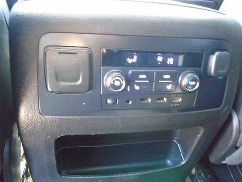 Used 2017 Chevrolet Suburban LT AWD/4WD image 23