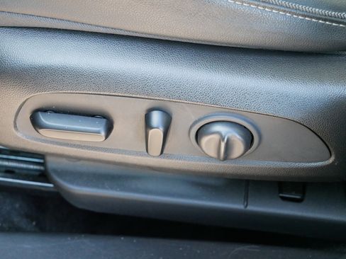 Used 2021 Buick Encore GX Select image 17