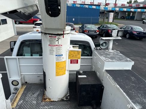 Used 2011 Ford F550 2WD Regular Cab Super Duty w/ Payload Upgrade Pkg image 36