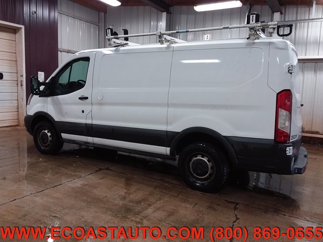 Used 2016 Ford Transit 250 130 Low Roof RWD image 5