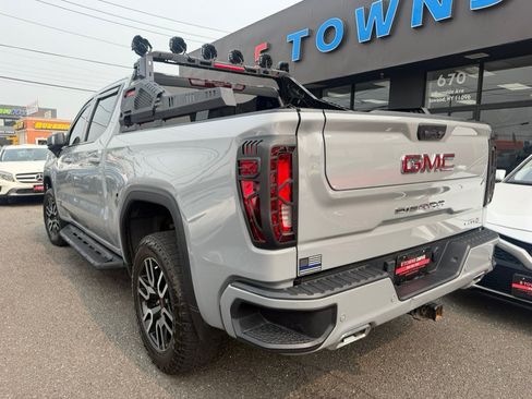 Used 2024 GMC Sierra 1500 AT4 w/ Technology Package AWD/4WD image 8