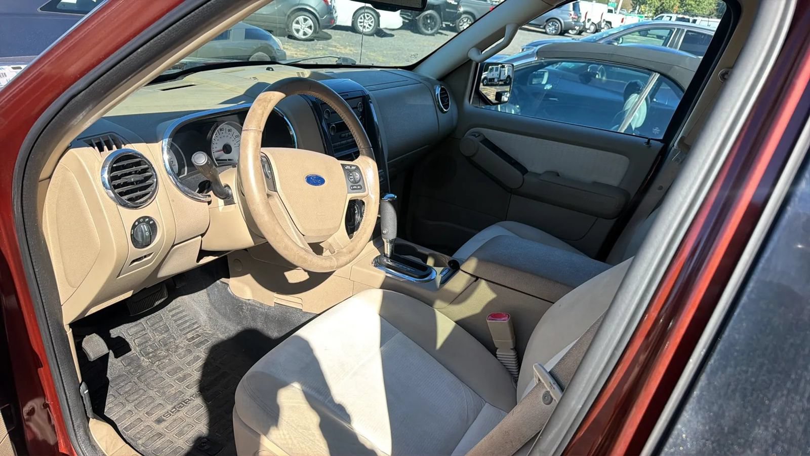 Used 2010 Ford Explorer Sport Trac XLT AWD/4WD image 5