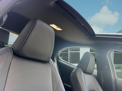 New 2026 Lexus UX 300h FWD image 14