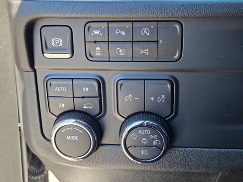 Used 2025 Chevrolet Tahoe RST w/ Comfort Package image 13