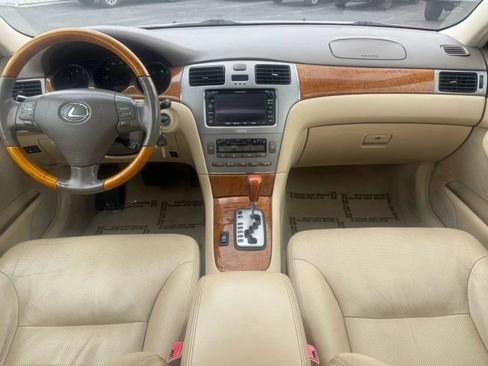 Used 2005 Lexus ES 330 FWD image 27