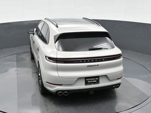 New 2026 Porsche Cayenne S AWD/4WD image 28