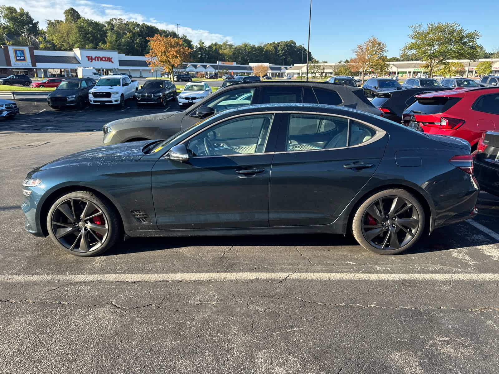 Used 2023 Genesis G70 3.3T w/ Sport Prestige Package AWD/4WD image 4