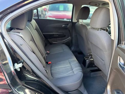 Used 2017 Chevrolet Sonic LT image 33