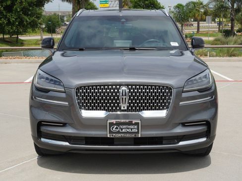 Used 2023 Lincoln Aviator Reserve w/ Equipment Group 201A AWD/4WD image 2