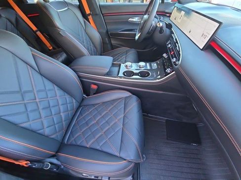 Used 2026 Genesis GV70 3.5T Sport Prestige image 18