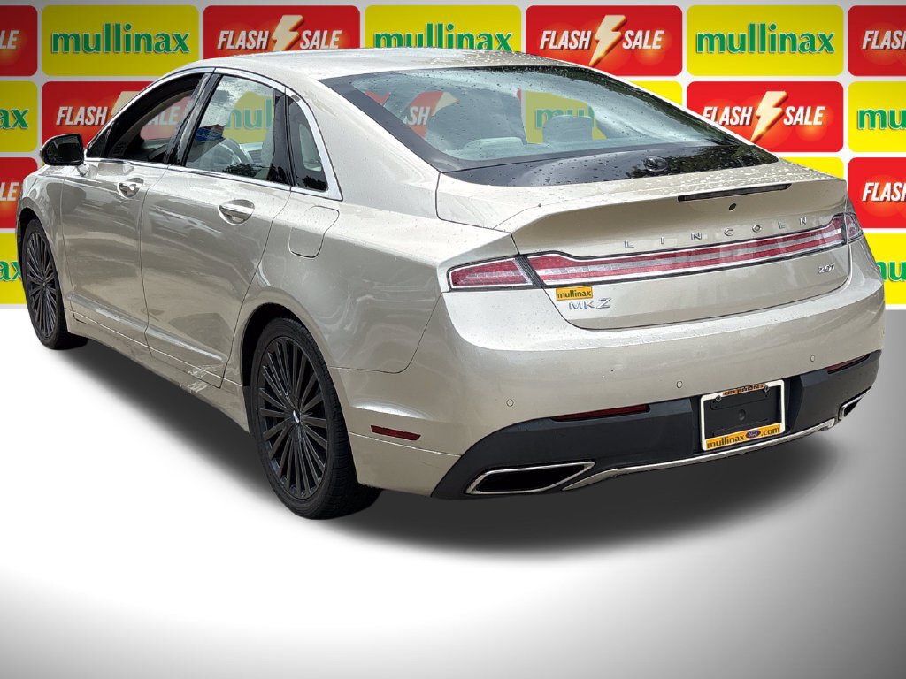 Used 2017 Lincoln MKZ Reserve FWD image 10