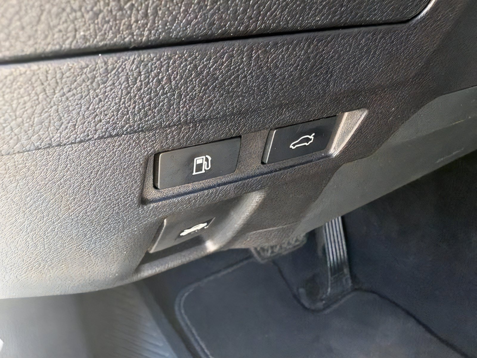 Used 2021 Lexus ES 300h w/ Premium Package FWD image 18