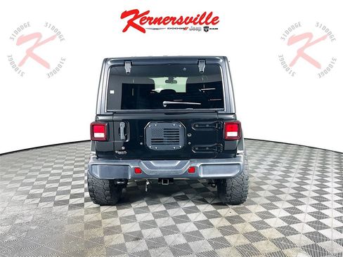 Used 2020 Jeep Wrangler Unlimited Sahara image 6