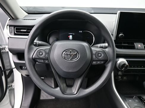 Certified 2025 Toyota RAV4 LE image 17