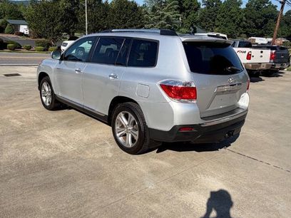 Used 2011 Toyota Highlander Limited w/ Tow Pkg