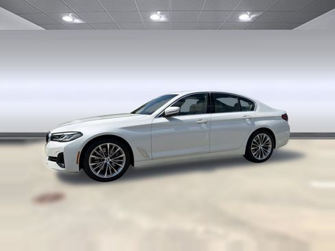 Used 2023 BMW 530i w/ Premium Package RWD image 25
