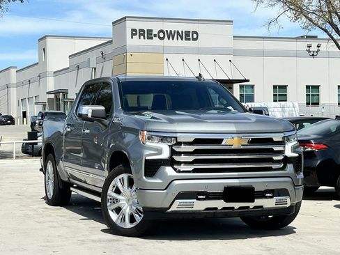 Used 2025 Chevrolet Silverado 1500 High Country w/ High Country Premium Package image 2