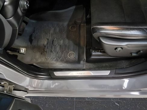 Used 2022 Dodge Durango SRT w/ Black Package AWD/4WD image 12