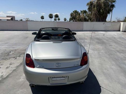 Used 2002 Lexus SC 430 Convertible image 16