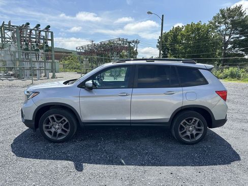 Used 2023 Honda Passport EX-L image 5