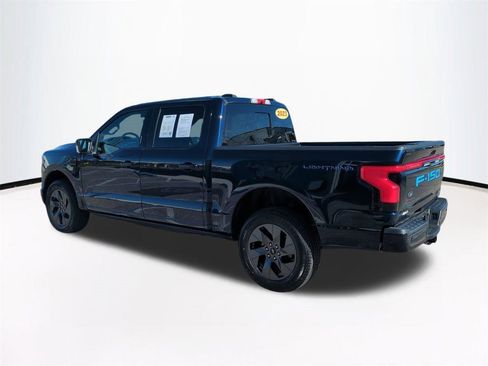 Used 2023 Ford F150 Lightning Lariat w/ Equipment Group 511A High image 7