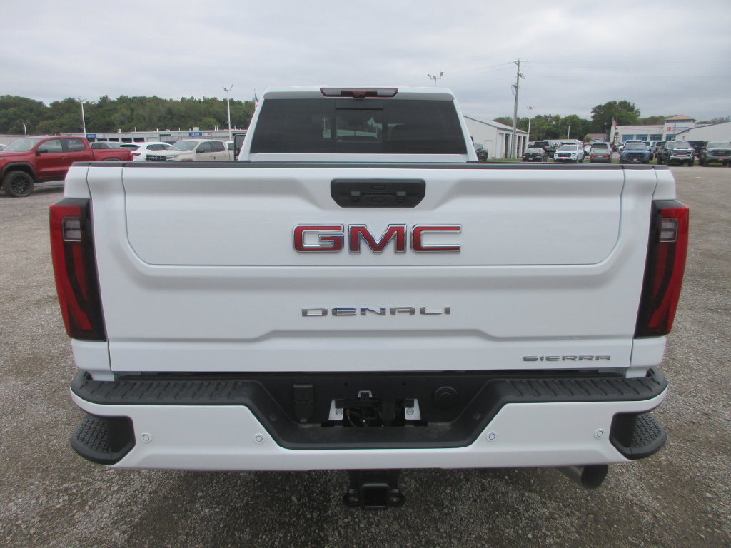 New 2026 GMC Sierra 3500 Denali w/ Denali Reserve Package AWD/4WD image 5