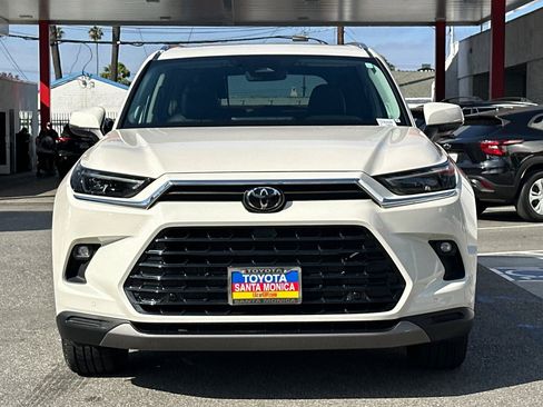Certified 2024 Toyota Grand Highlander AWD Hybrid image 9