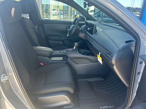 New 2026 Honda HR-V Sport image 13