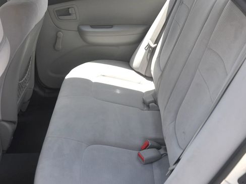 Used 2009 Kia Spectra LX FWD image 10