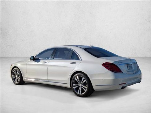 Used 2017 Mercedes-Benz S 550 Sedan image 7