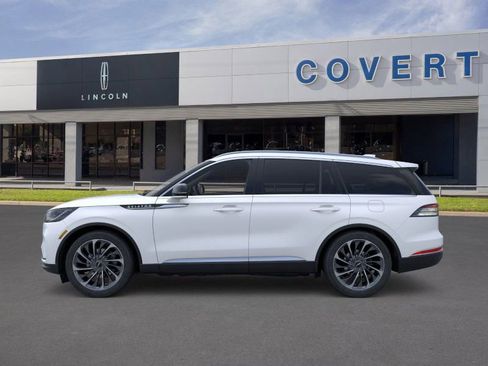 New 2026 Lincoln Aviator Reserve image 3